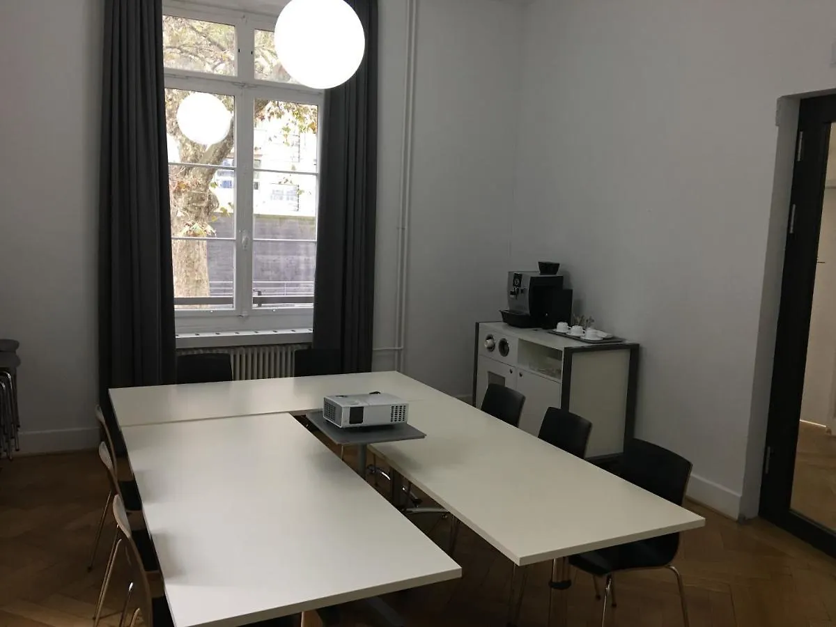 Geneva Hostel