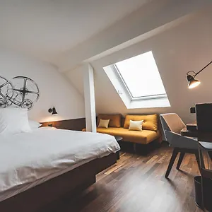Hotel Bernina, Ginevra