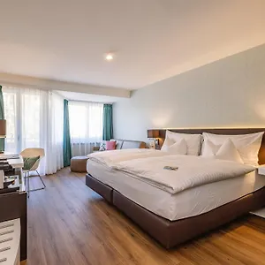 hotel-spalentor.hotelsbaselswitzerland.com/